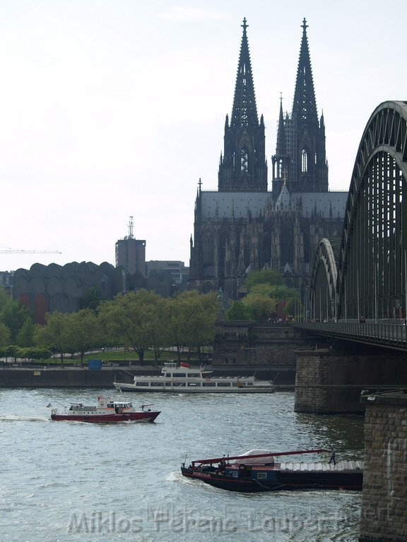 Uebungsfahrt Loeschboot und Ursula P41.JPG